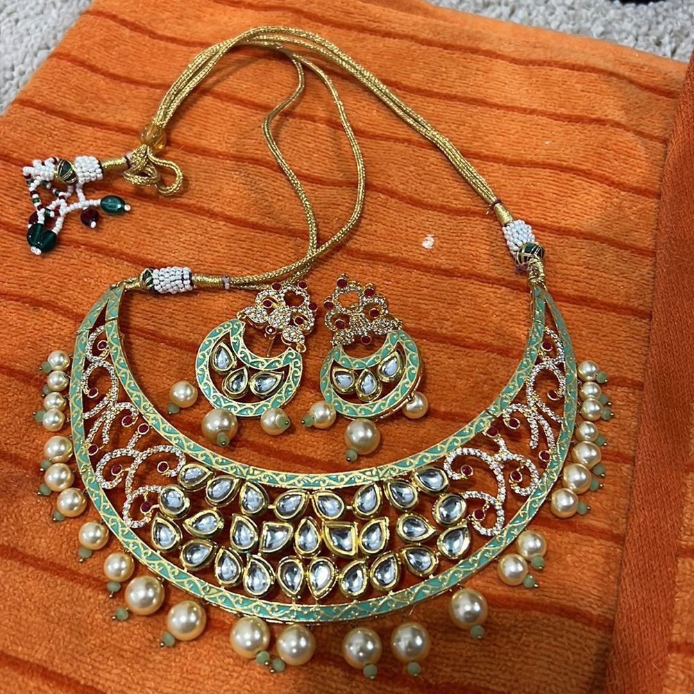 Gold and Green bollywood jewelry
